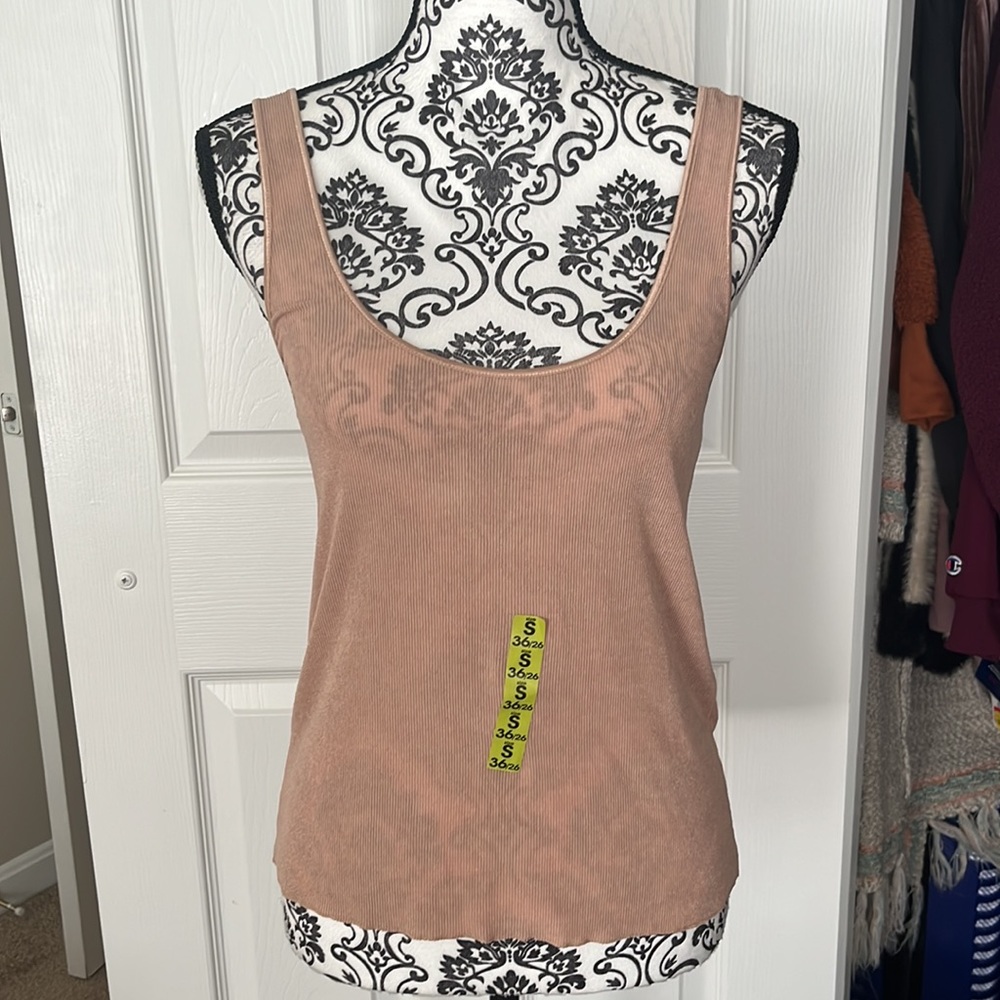 Zara Ribbed Knit Tank - Picture 7 of 10
